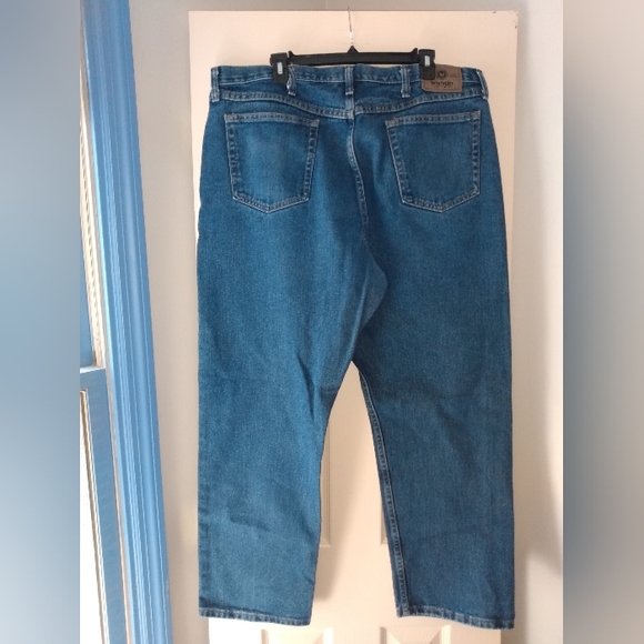 Wrangler Other - 👖Host Pick! Wrangler / Mens Denim Jeans Size 42 × 30 Relaxed Fit
